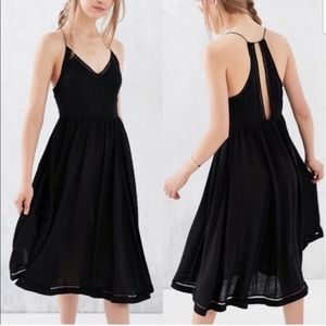COOPERATIVE  MIDI BLACK DRESS SIZE 2